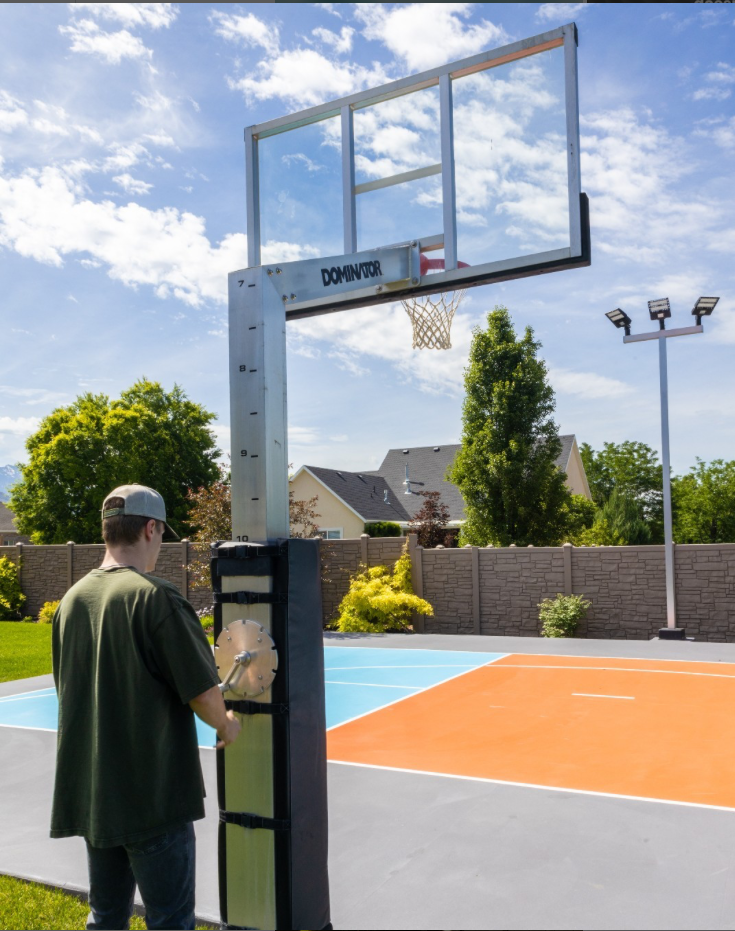Adjusting the height of a Dominator hoop with the built in crank